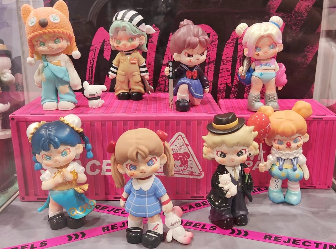 DORA refuses to define the second-generation 'Keep Away' series blind box trend toys and office figurines【Membership included】