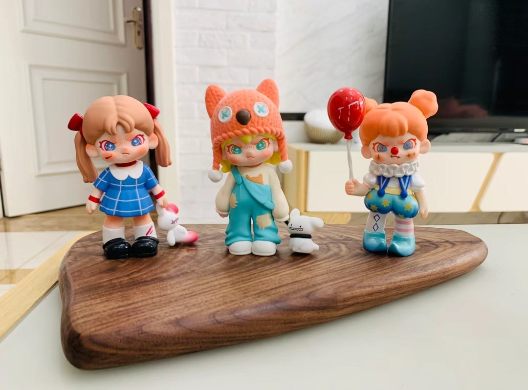 DORA refuses to define the second-generation 'Keep Away' series blind box trend toys and office figurines【Membership included】